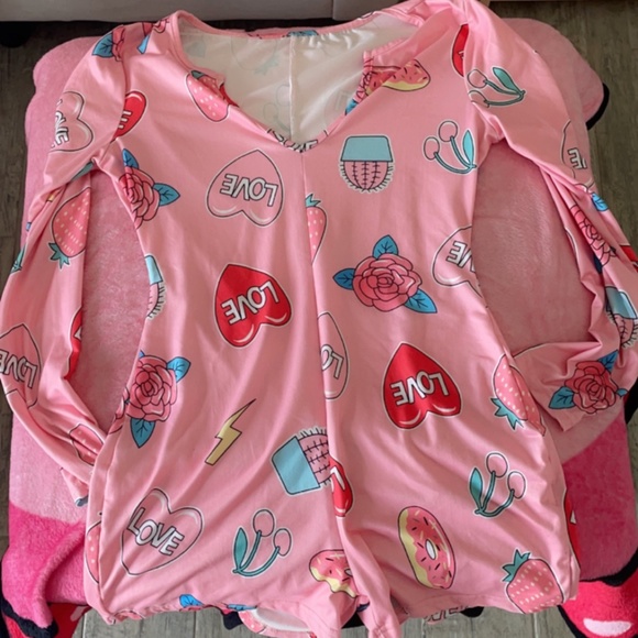 Valentines Romper - Picture 1 of 1